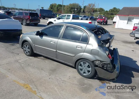 2010 Kia Rio Lx z USA, uszkodzony, nr VIN KNADH4A32A6634576